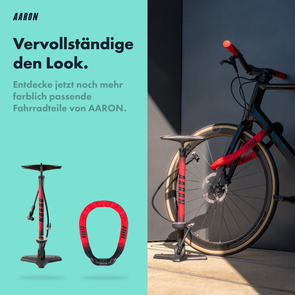 AARON Fit Fahrradgriffe - Ergonomisch - Rot an schwarzem Fahrrad montiert mit passendem AARON Fahrradpumpe und Schloss.