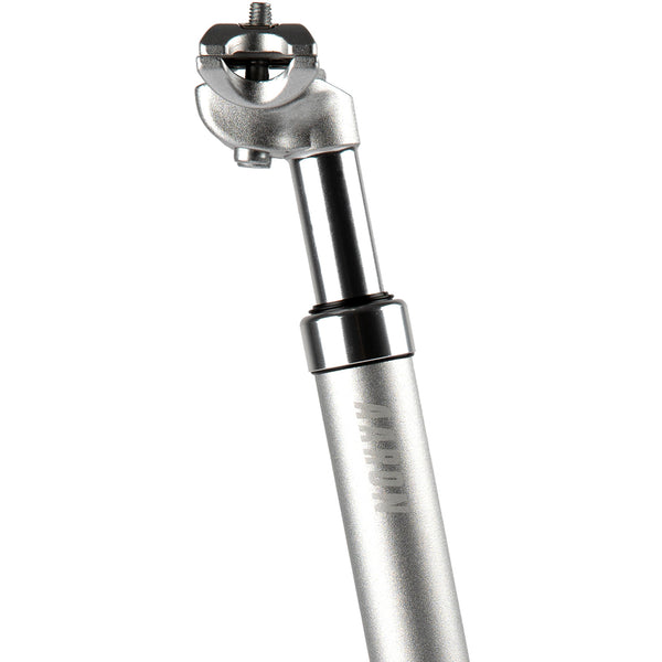 AARON Spring Federsattelstütze in Silber, aus Aluminium mit 40 mm Federweg und verstellbarer Vorspannung.